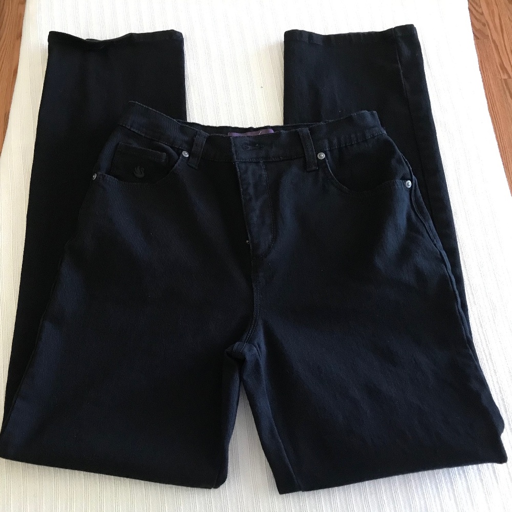 G.V. Black Jeans